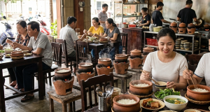 CƠM NIÊU MINH THƯ