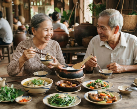 CƠM NIÊU MINH THƯ